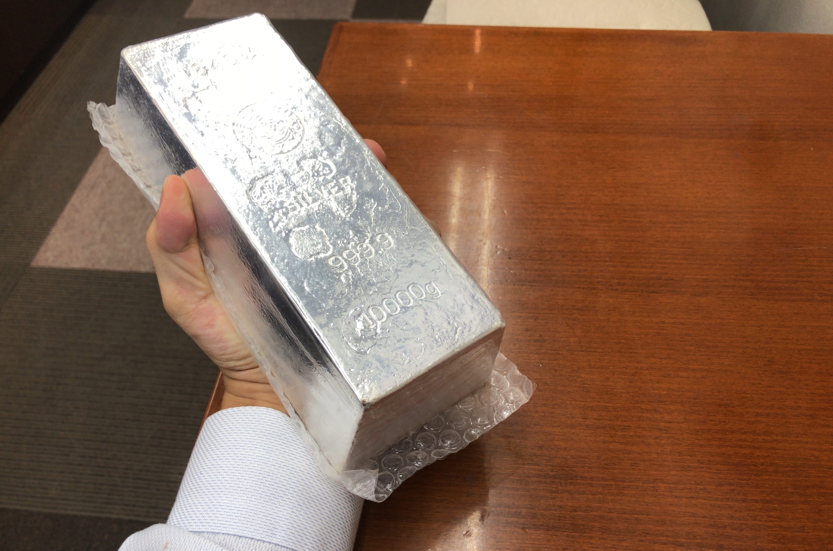 「石福金属興業」 1kg (500g×2) 銀地金(インゴット)
